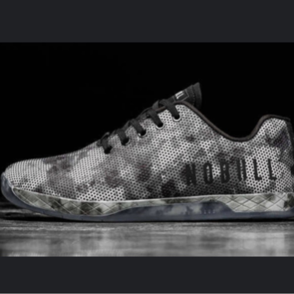 No Bull Women’s trainers size 11